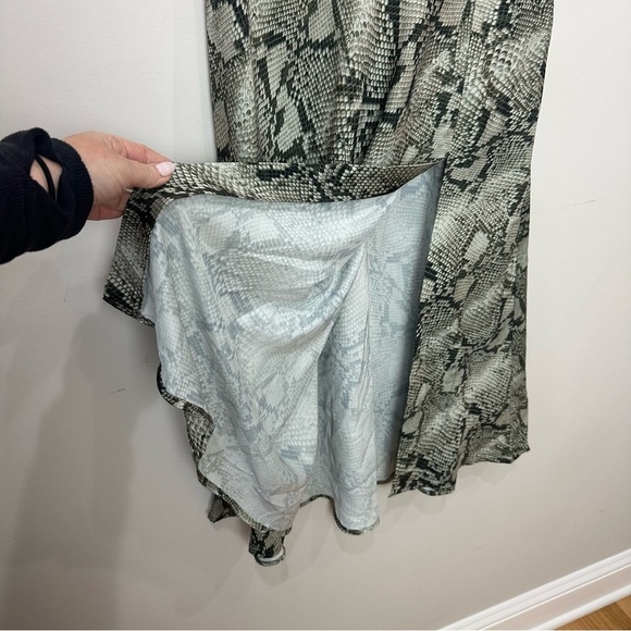 Banana Republic Maxi Slip Skirt Olive Snakeskin Leg Slit - Picture 3 of 5